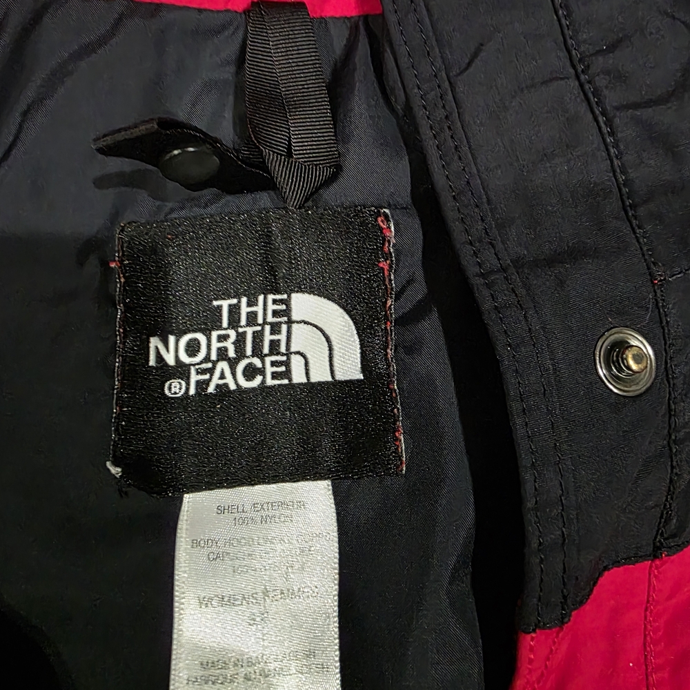 The North Face Kids Red and Black Jacket - Picture 4 of 12